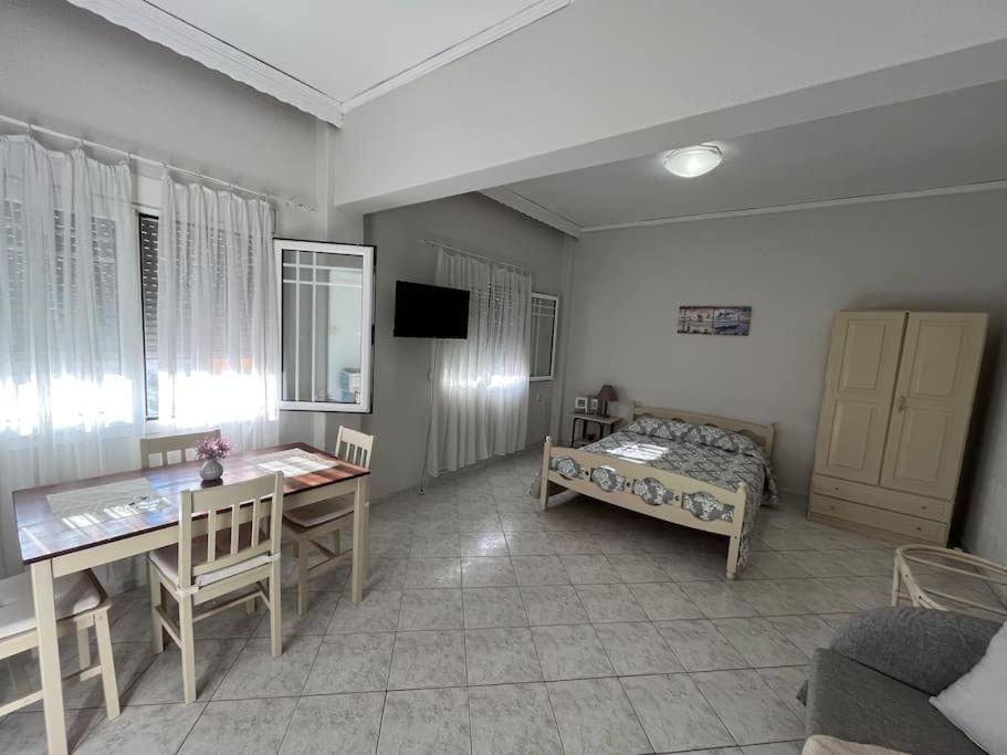 Studio Apartment In Nea Karvali Zewnętrze zdjęcie